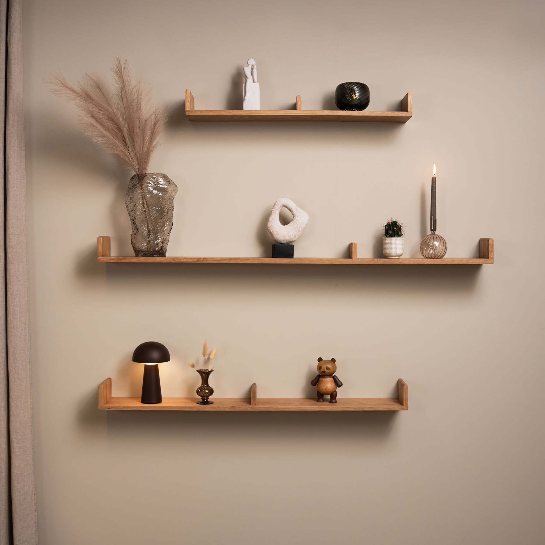 Keeper II U hylde olieret FSC-certificeret egetræ L80 cm